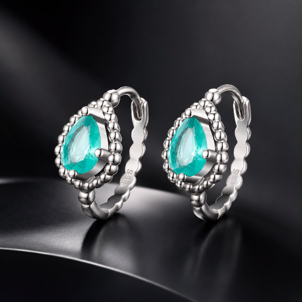 925 Sterling Silver Earrings with Pavé Setting and Transparent Glass