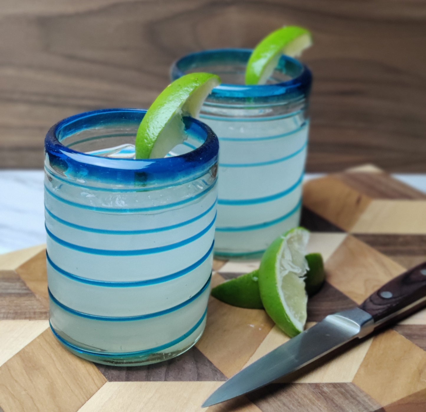 Set of 6 Tumbler Glasses with Aqua Spiral Design