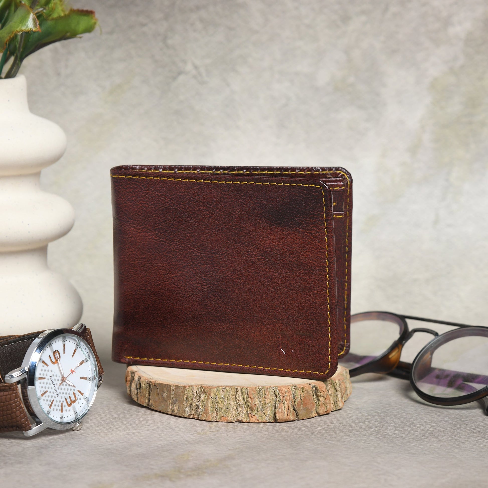 Ryan Classic Bi-Fold Wallet - Osadia Concept Store