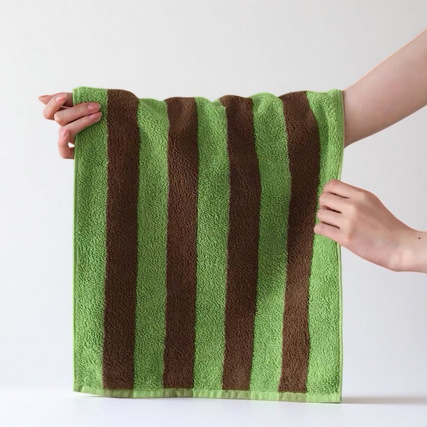 Ultra Soft Absorbent Terra Stripe Bath Towel