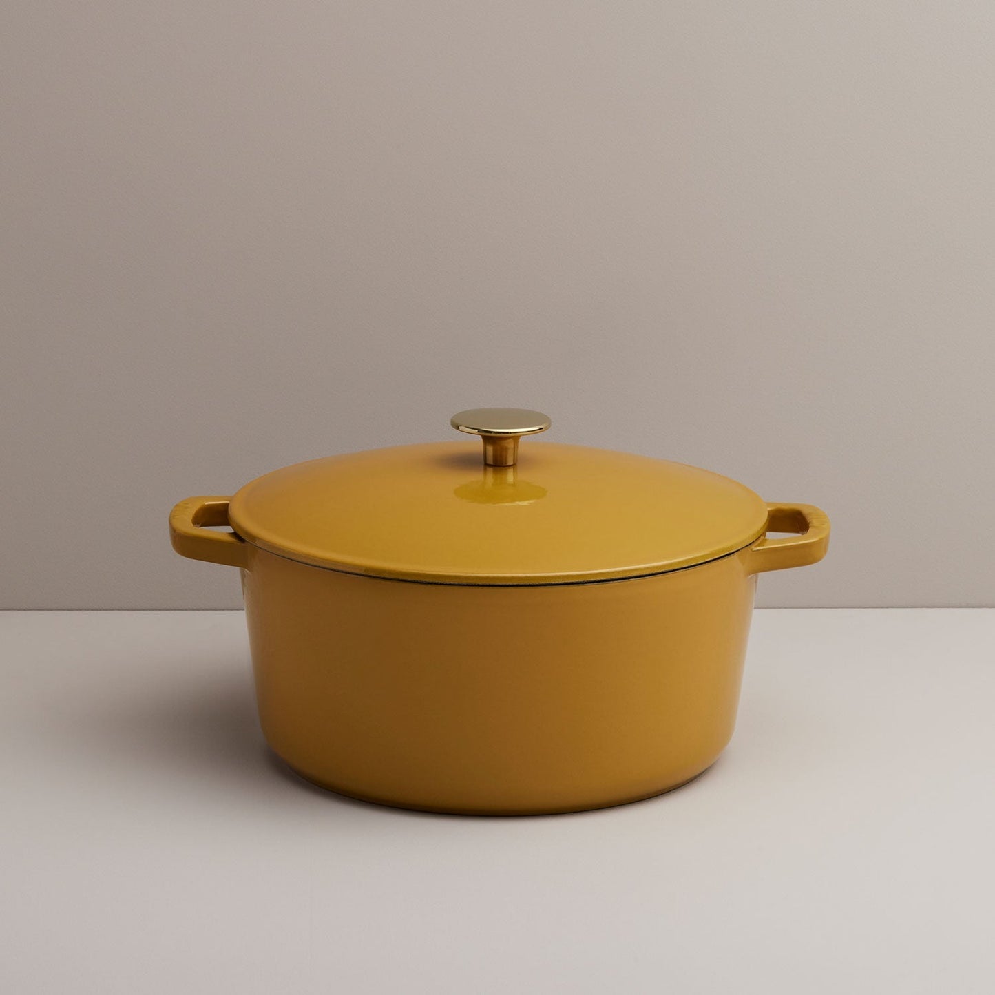 5.5 Quart Classic Dutch Oven