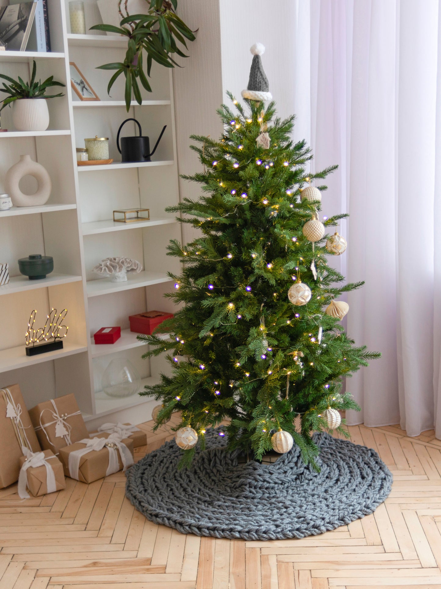 Gray Chunky-Knitted Christmas Tree Skirt | US Stock