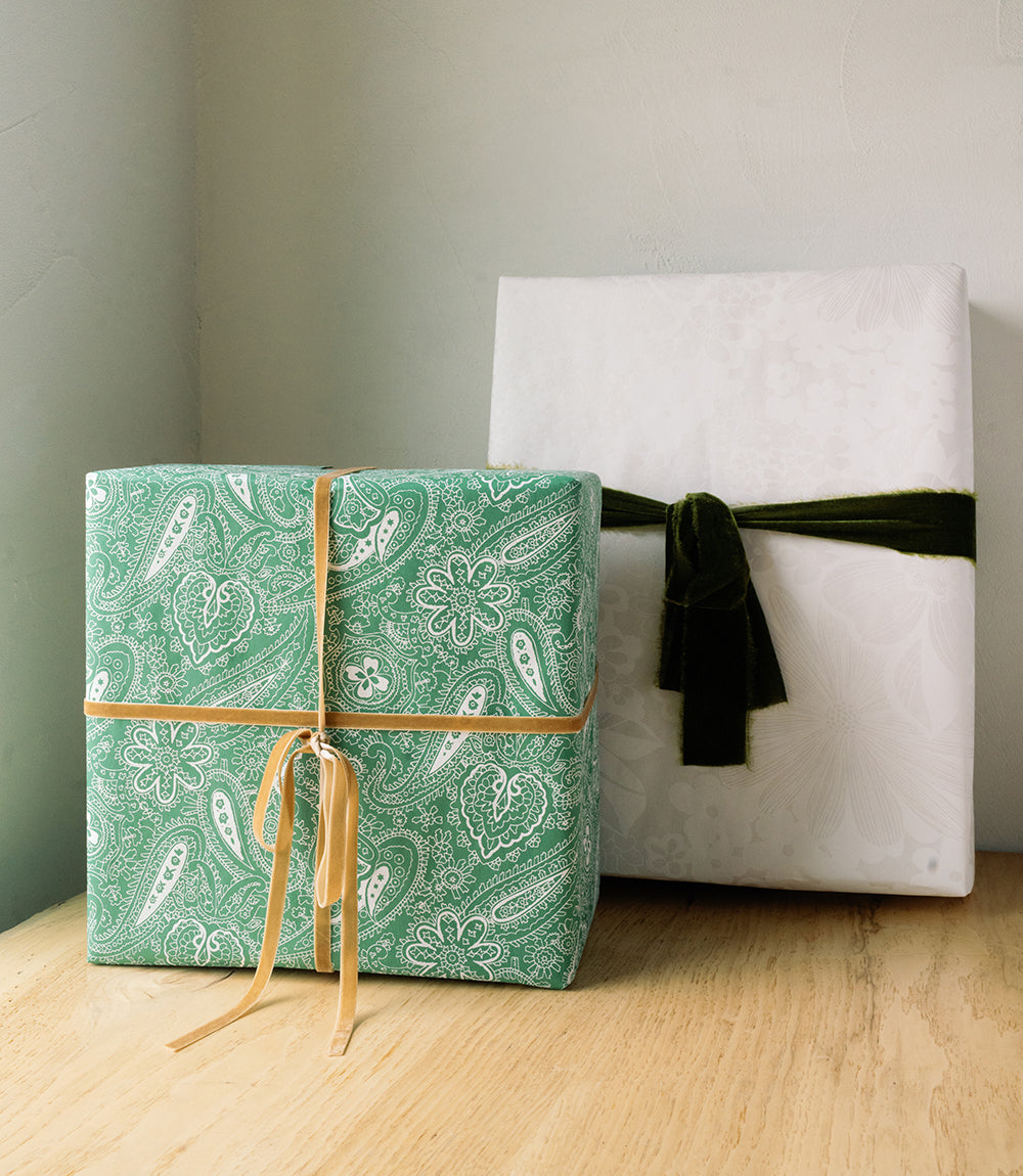 Gift Wrap - Assorted Holiday - Osadia Concept Store