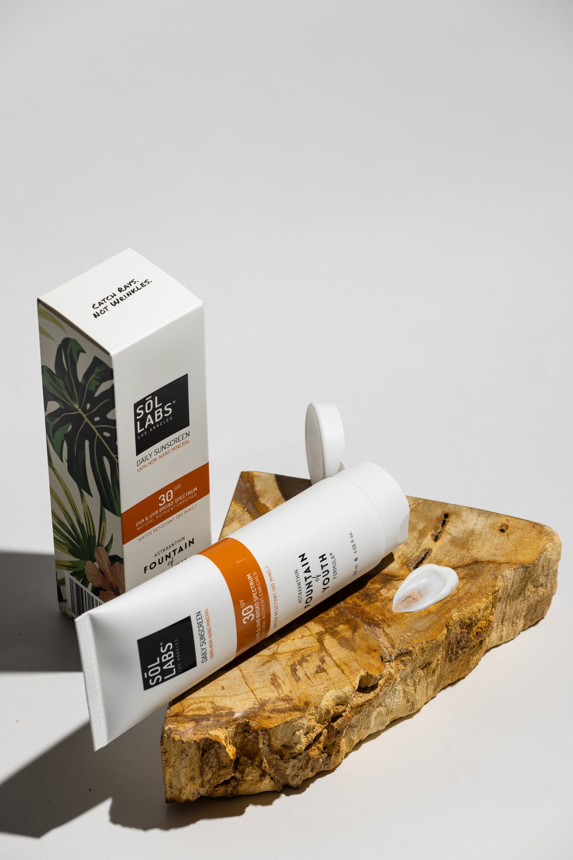 SOL LABS® Natural Mineral SPF 30 Daily Sunscreen Lotion - Broad Spectrum UVA/UVB Protection & Hydrating Formula - Osadia Concept Store