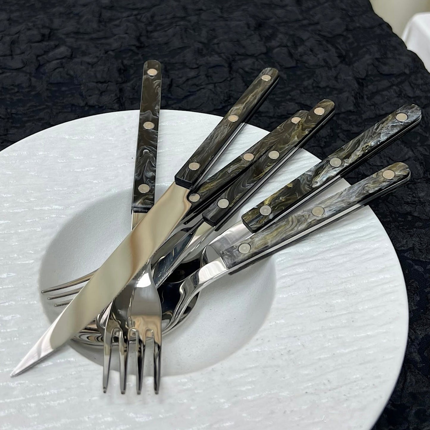 Set Of 10 Pcs Terra Flatware, Modern Elegant Cutlery Silverware