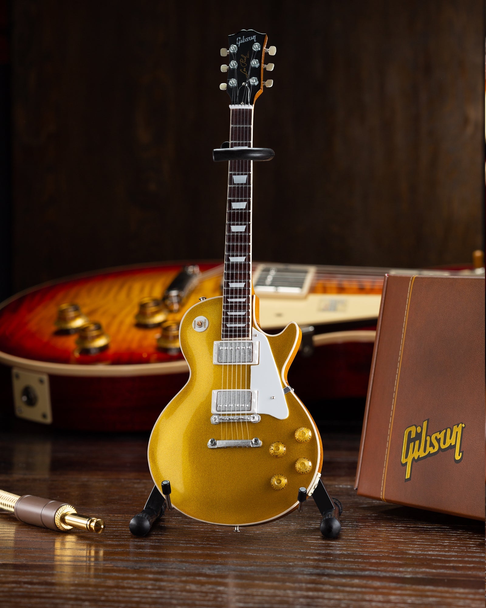 Gibson 1957 Les Paul Gold Top 1:4 Scale Mini Guitar Model - Osadia Concept Store
