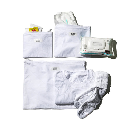 PLAIN POUCH