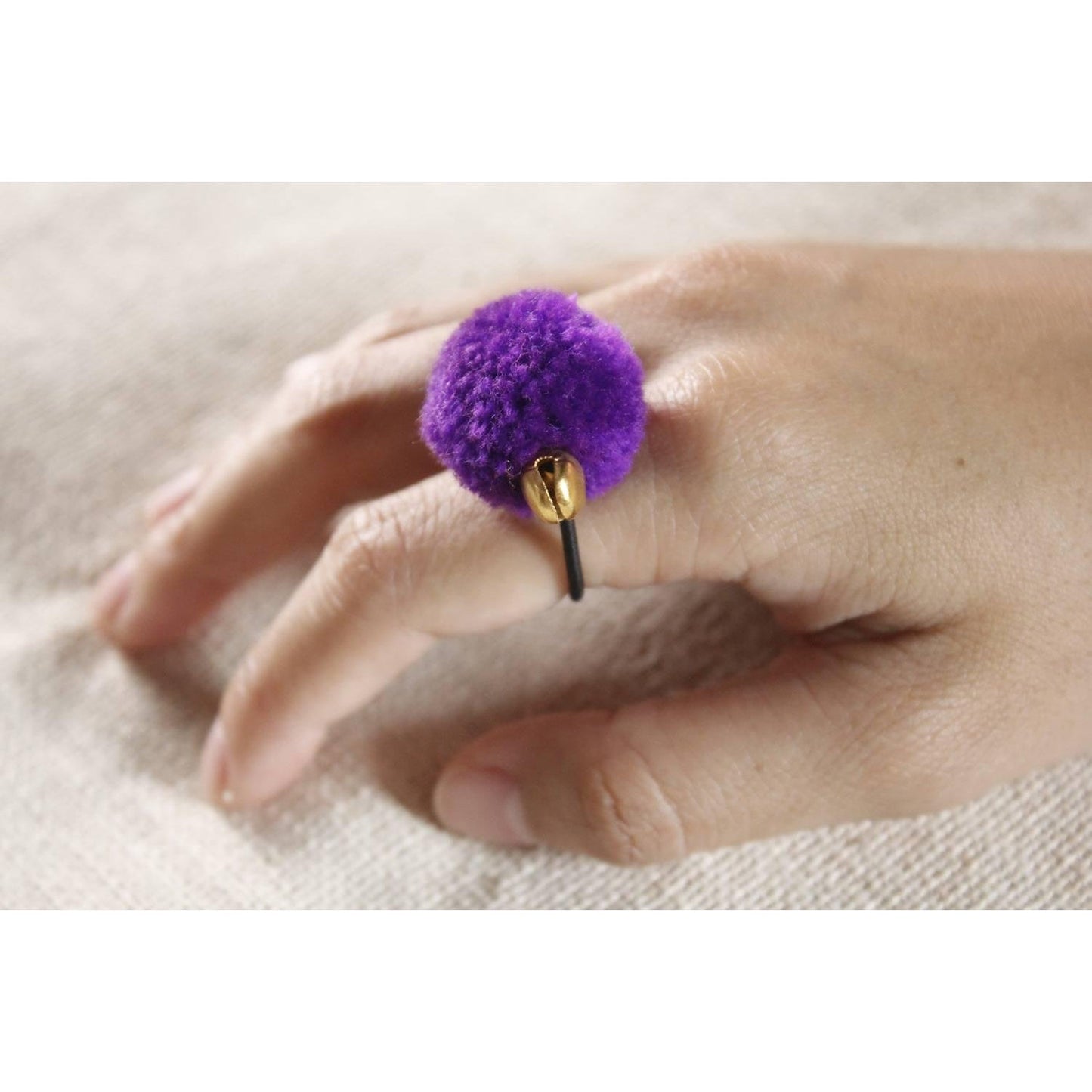 Pom Pom Elastic Ring  - Thailand