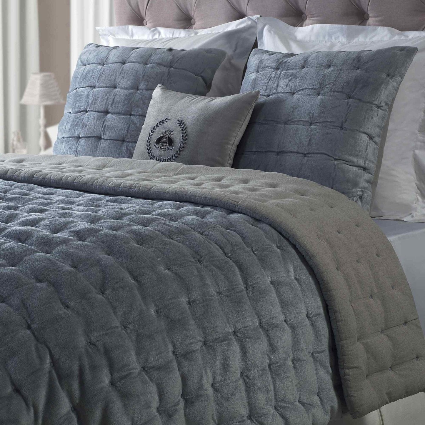 Bailey Tufted Velvet Quilt