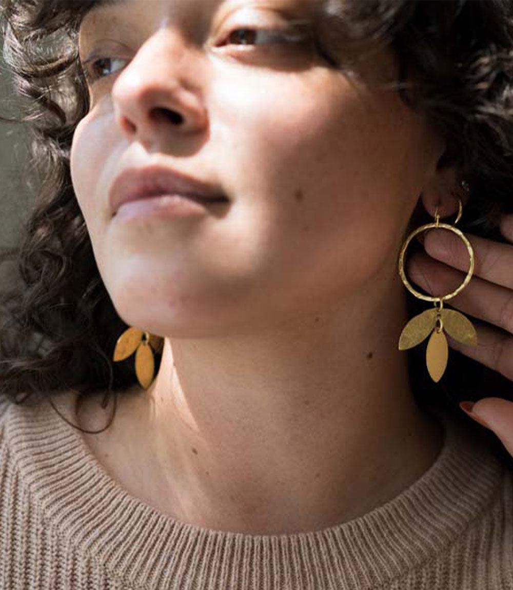 Aamani Vine Hoop Earring - Osadia Concept Store