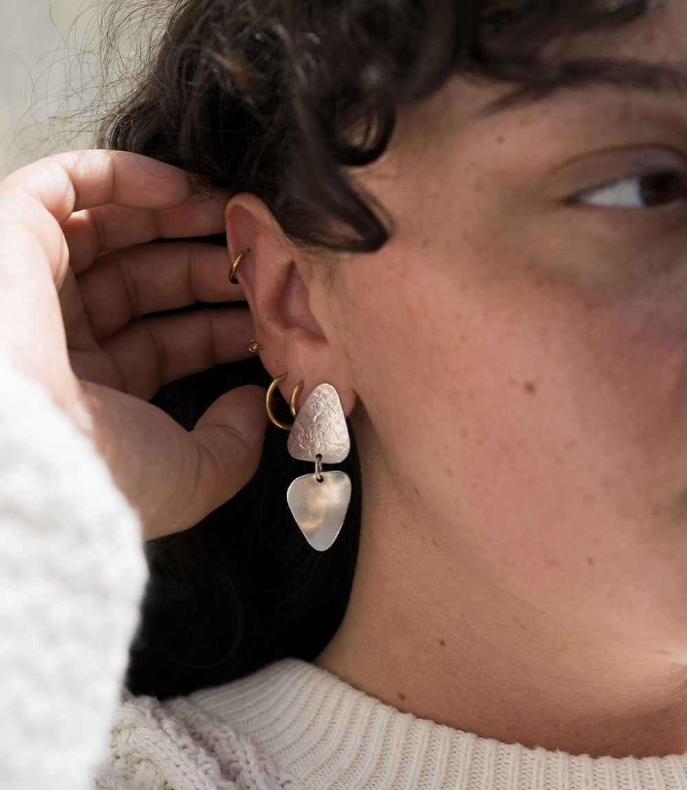 Iyla Geometric Textured Dangle Earring - Osadia Concept Store