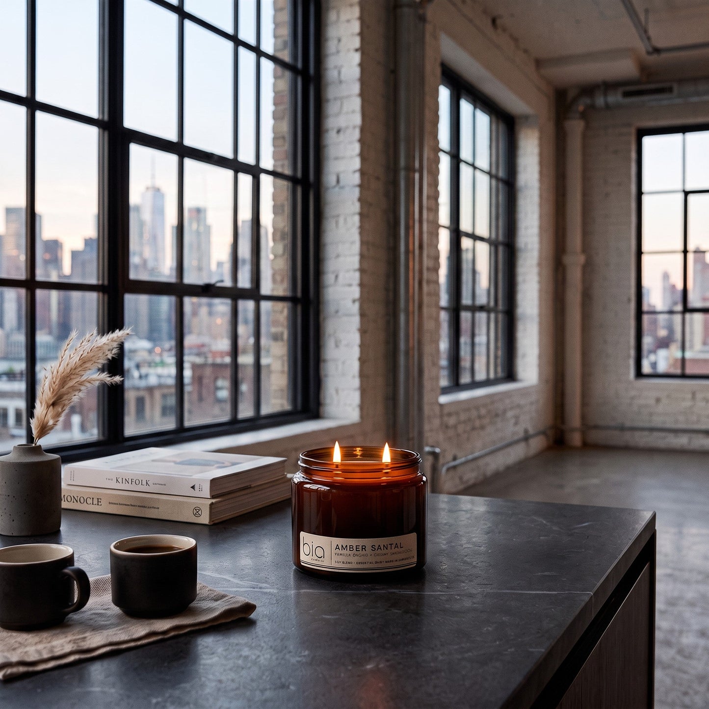 Amber Santal Soy Blend Candle - Amber, Sandalwood & Vanilla Orchid