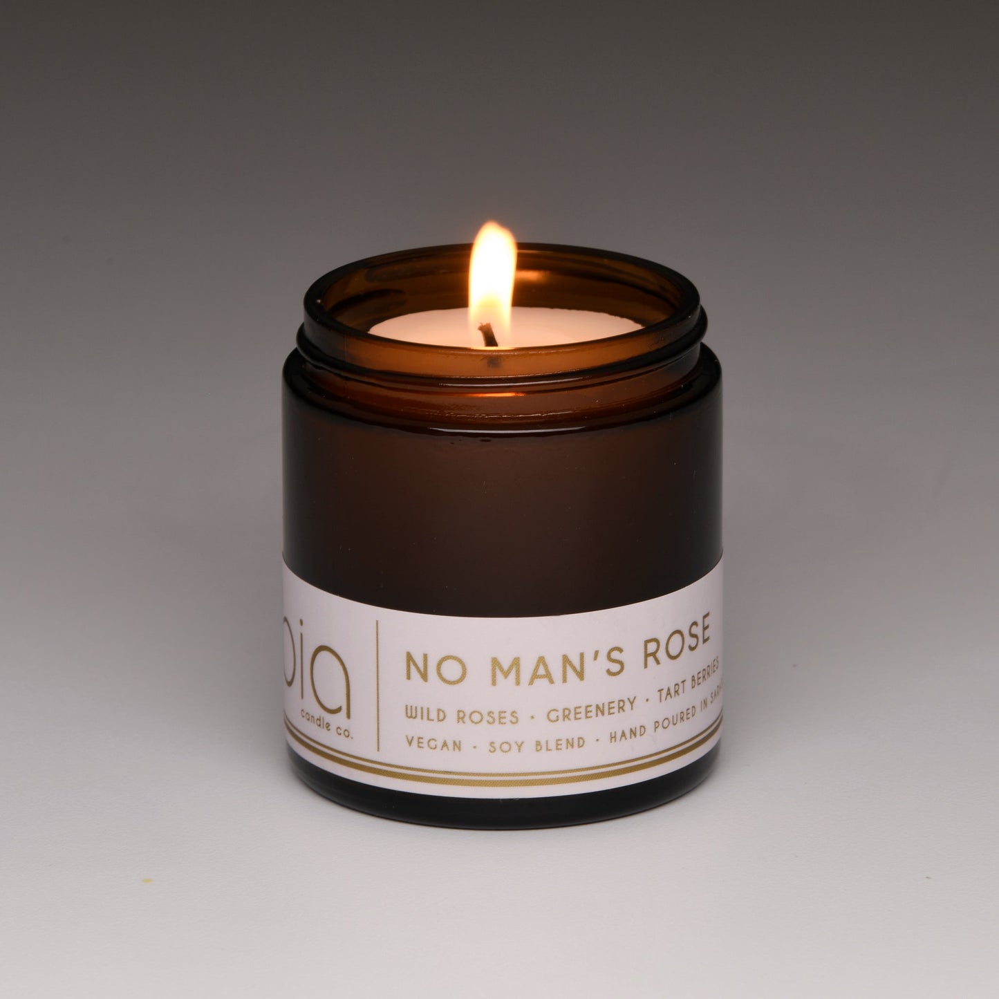 No Man's Rose Soy Blend Candle - Dewy Rose, Black Currant & Moss
