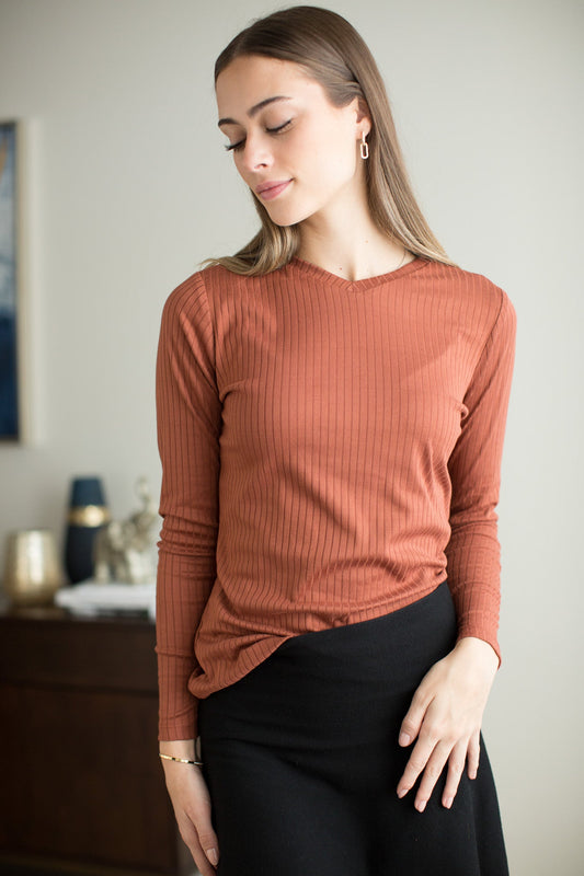 Wide Rib V-neck Tee