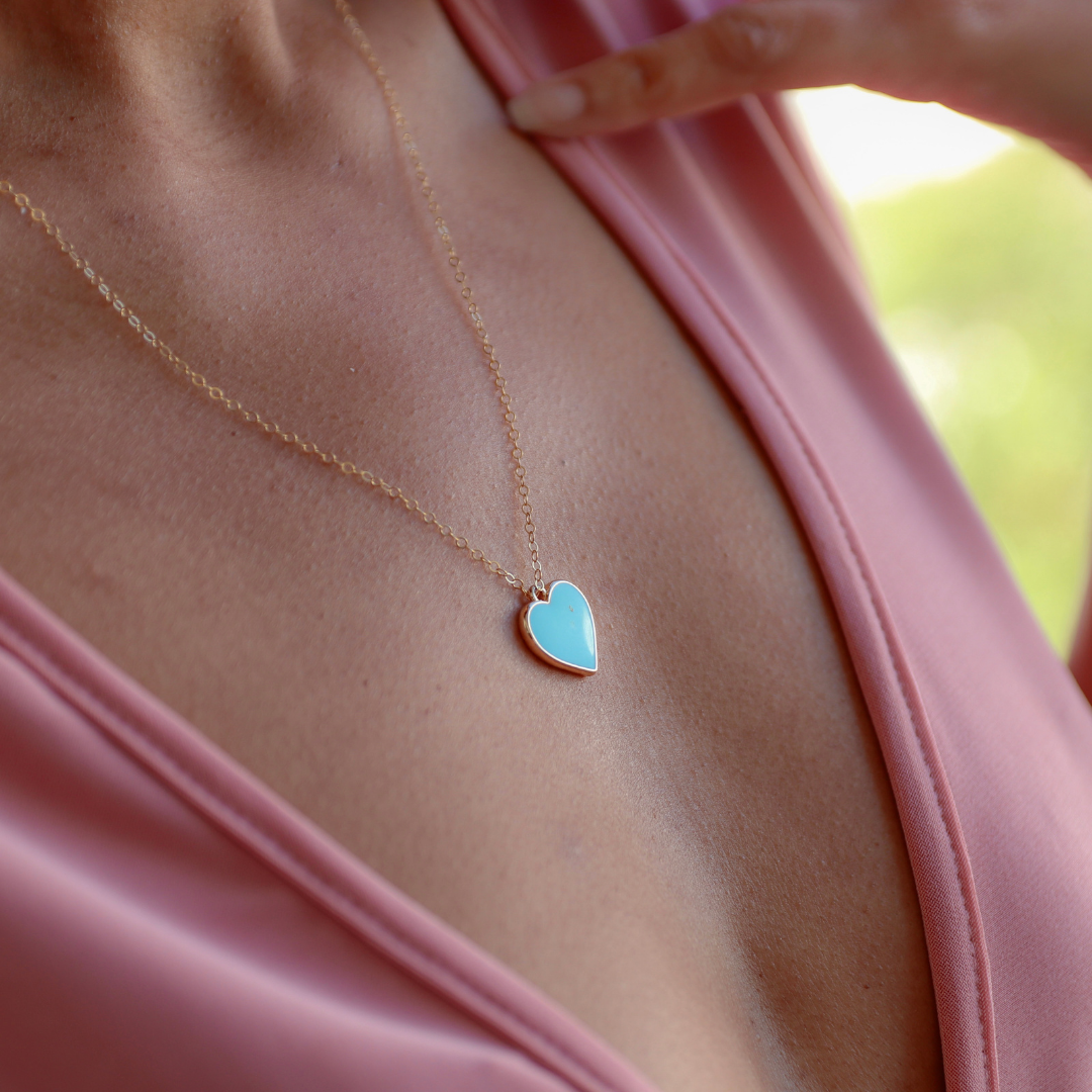 Single Hearted Girl Turquoise Necklace | Magnetic Clasp