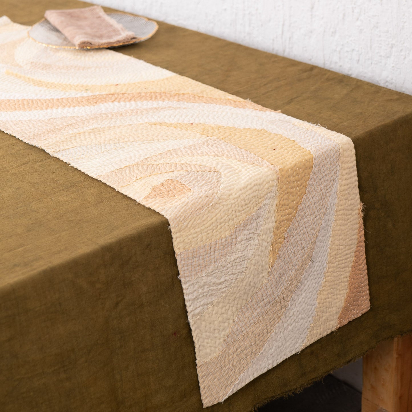 New Dawn Fray Patch Rose Table Runner