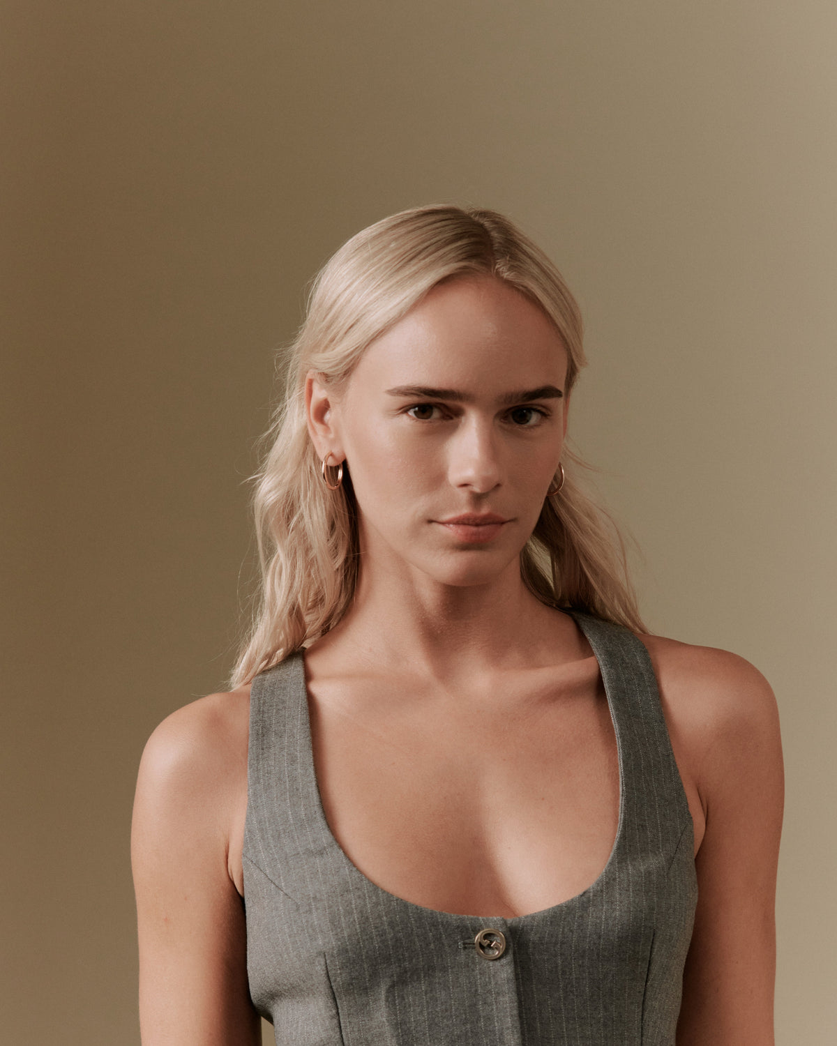 Bailey 25mm 14K Solid Gold Hoops