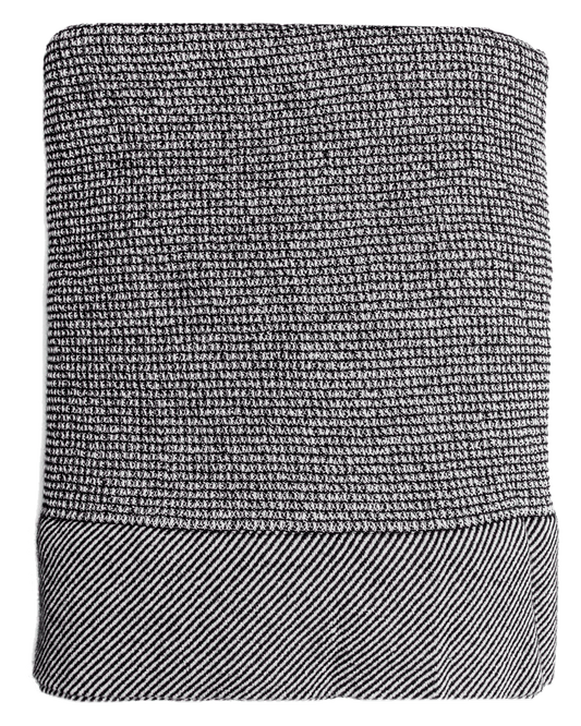 Pergamon Throw in Black