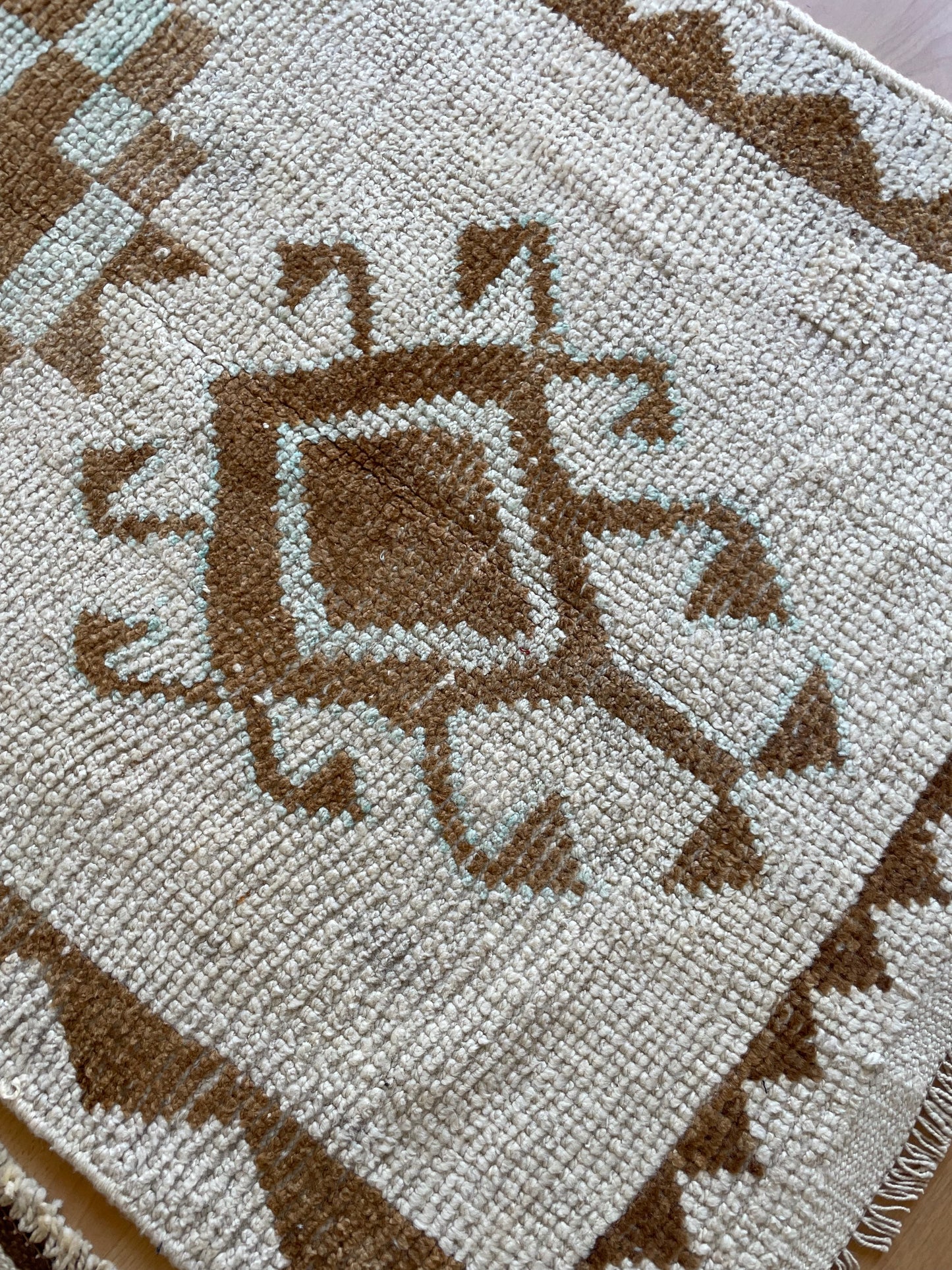 No. 1105 Vintage Herki Runner 3'2” x 11’5”