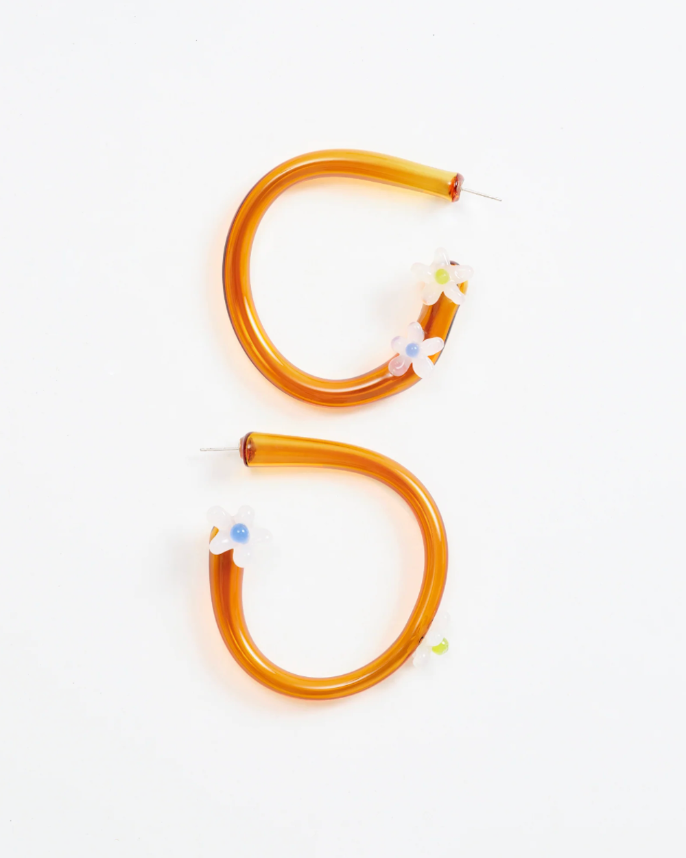 Lilith Hoops
