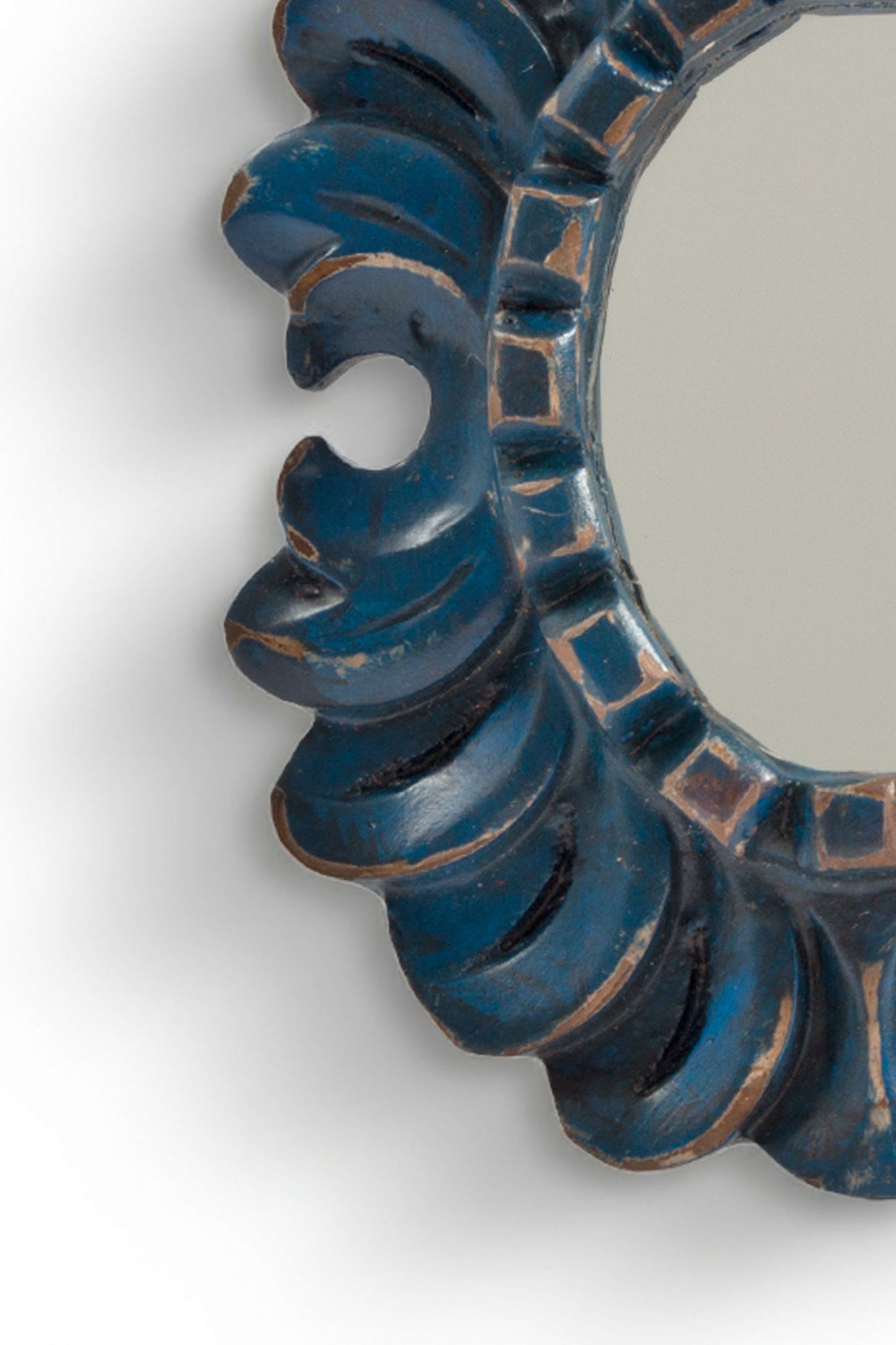 Lima Mirror
