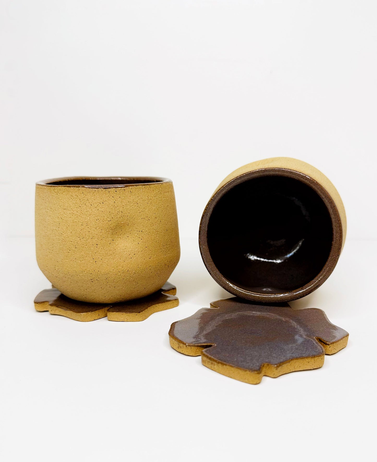 FRECKLES CUP SET (2 cups + 2 flower coaters)