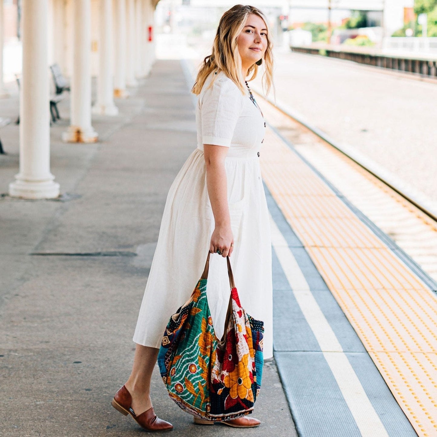 Sari Shop Slouchy Bag