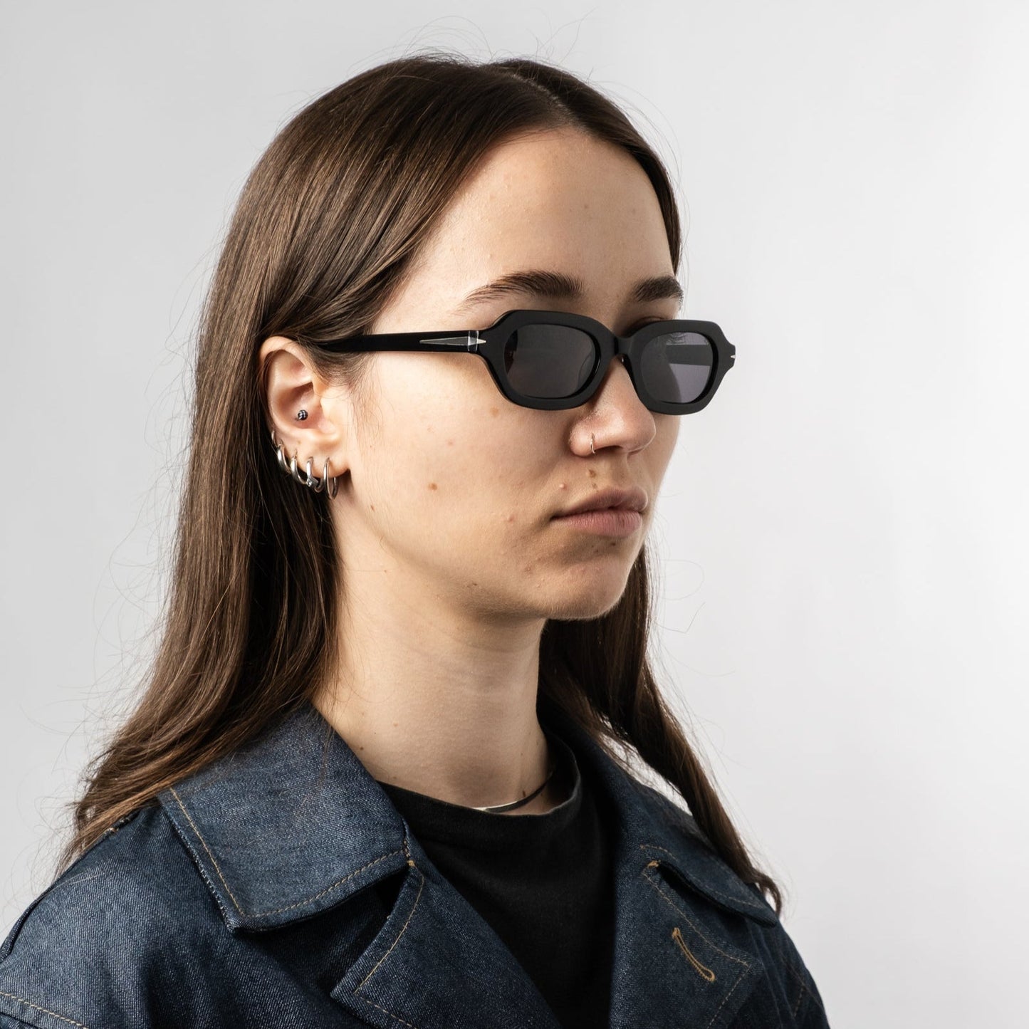 Cure // Gloss Black [Polarized Grey]