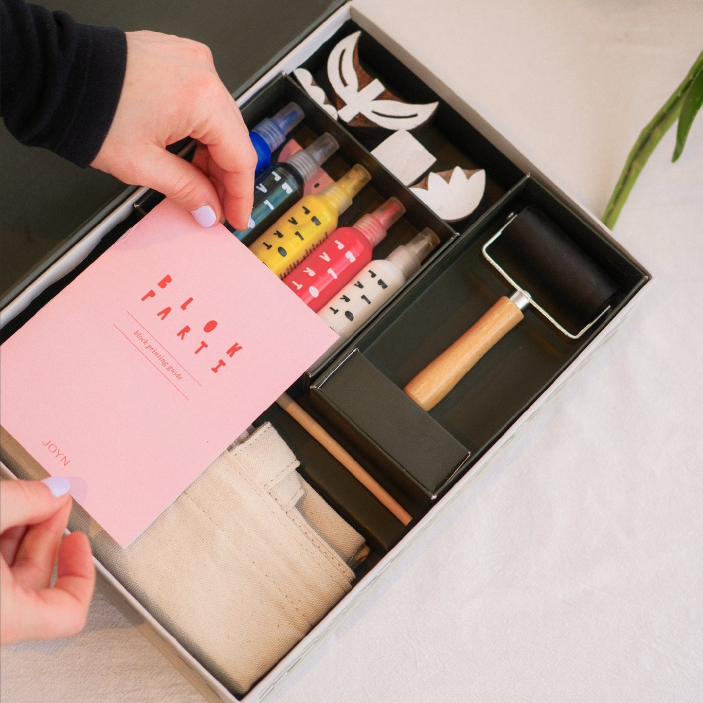 Block Printing Kit - Tulip Print Tote Bag