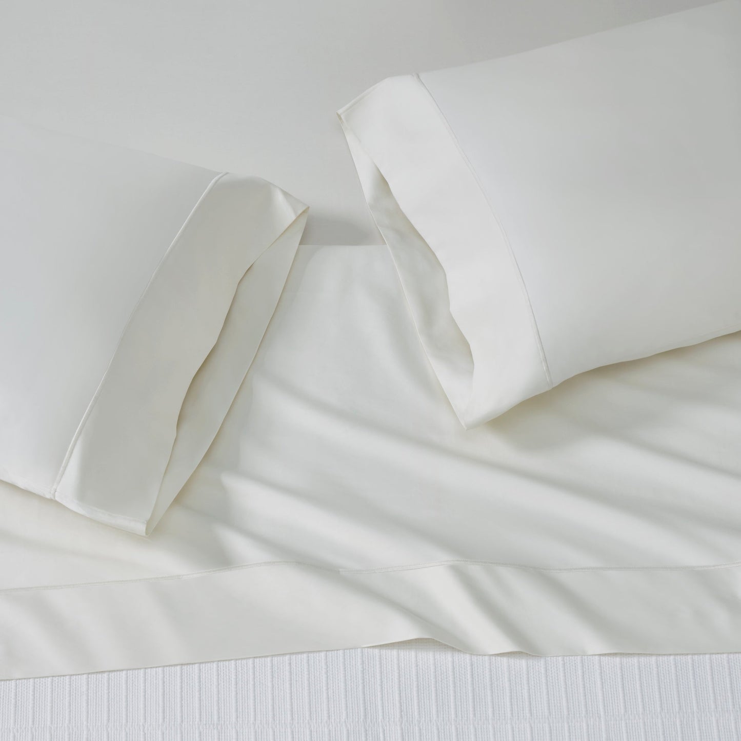 S/2 Corvelle Supima Cotton Sateen Pillowcases