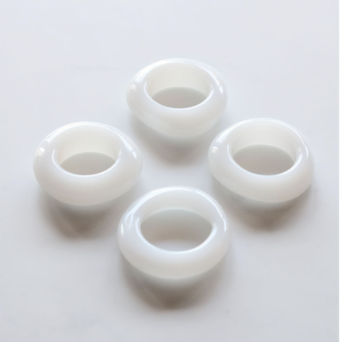 S/4 Pearl White Napkin Rings