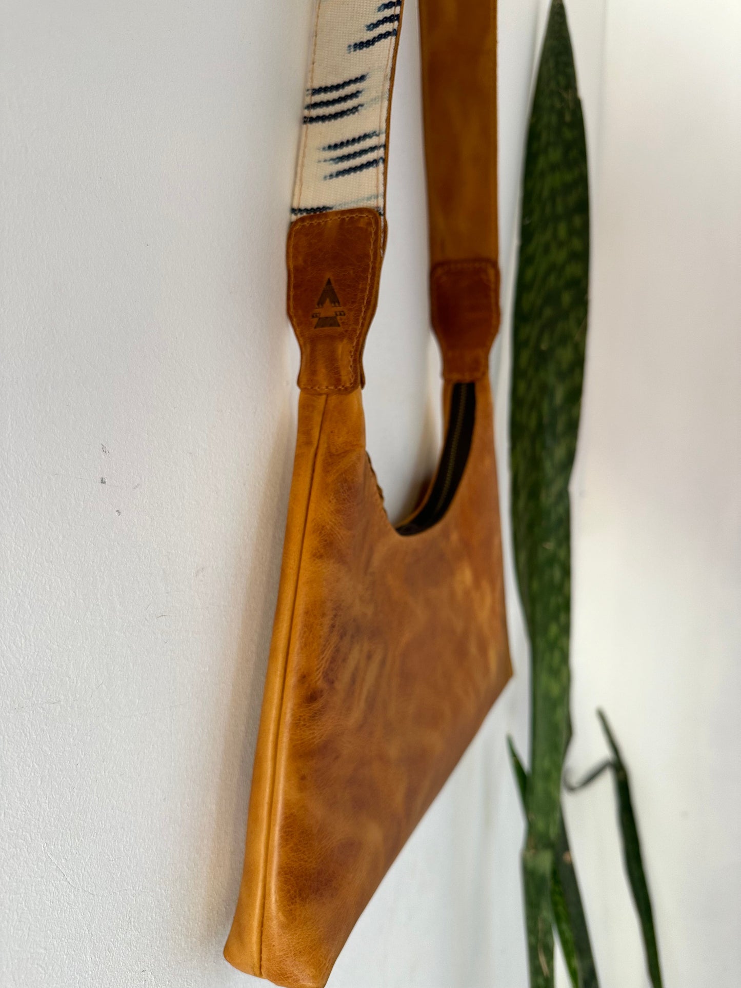 Rango Purse - Tan and White Stripe