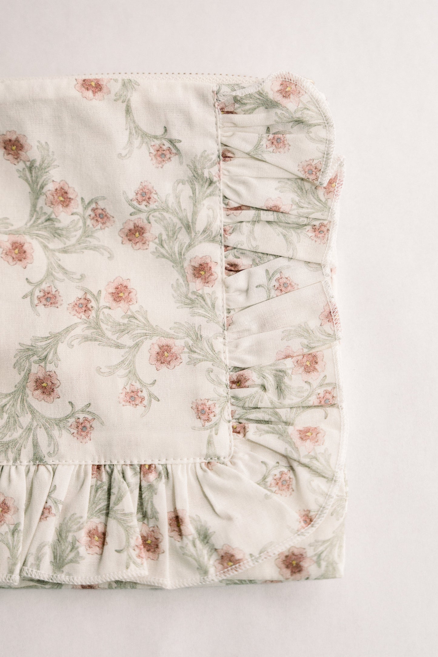 Lilac Vine Scroll |Timeless Floral Ruffle Zipper Pouch