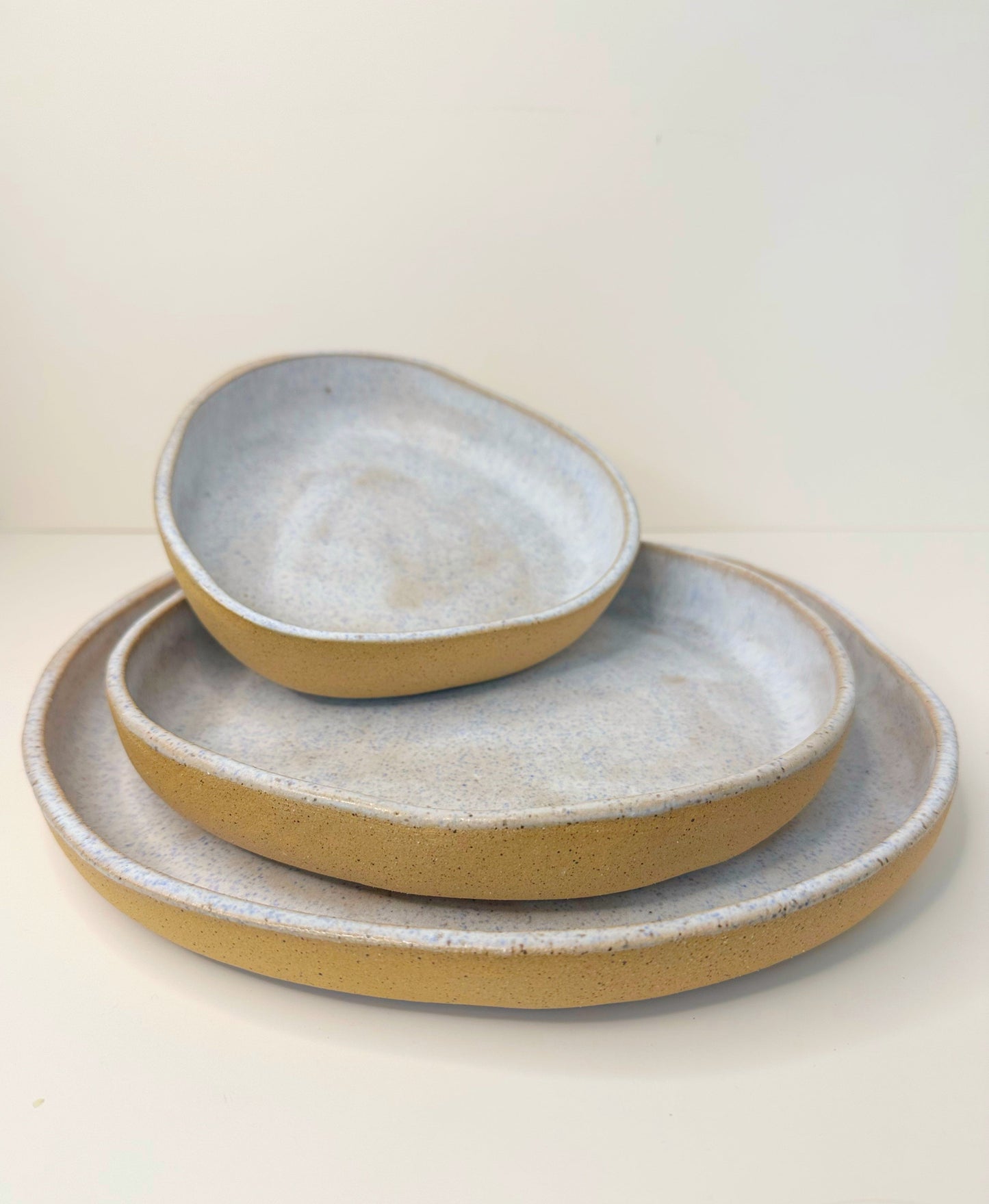 OCEAN SAND PLATES SET. Large, medium & small.