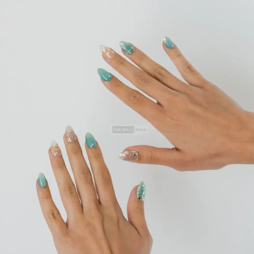 Jade Bloom - Mint / Short Almond - Osadia Concept Store