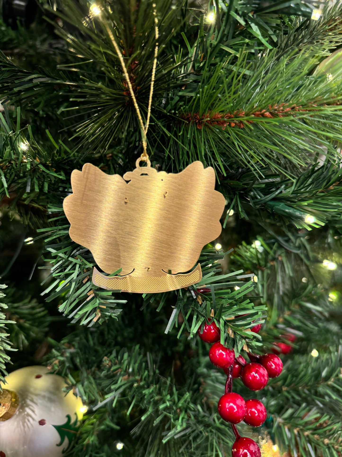 THE LOBSTER BABY JESUS ORNAMENT