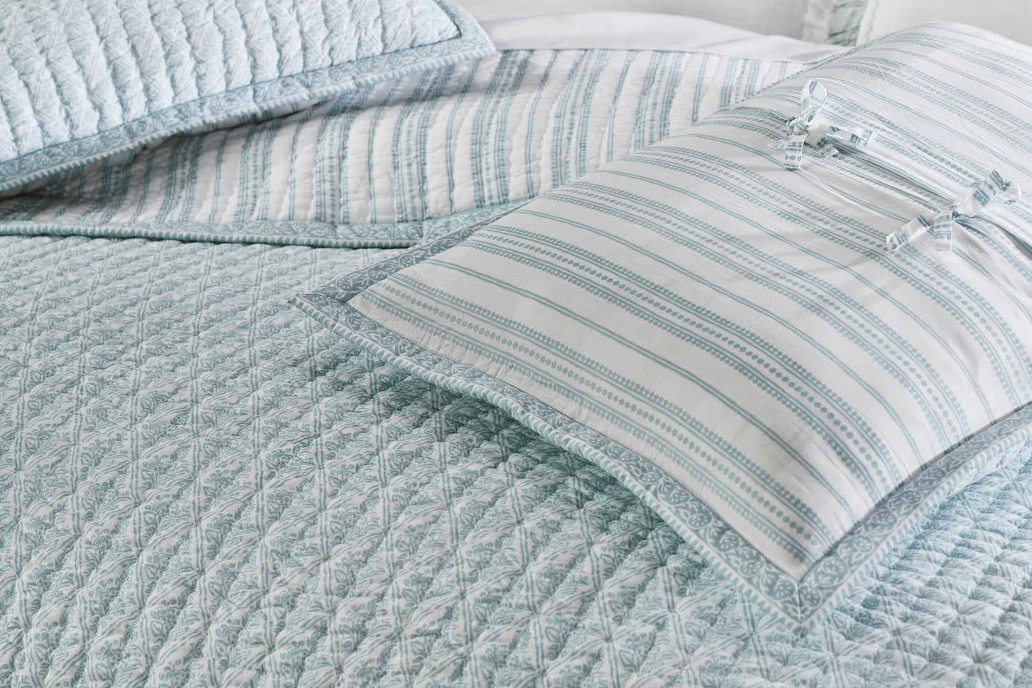 Serenity Printed Reversible Quilt