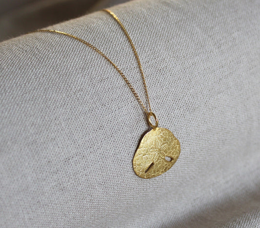 Sand Dollar Necklace - Gold Plated