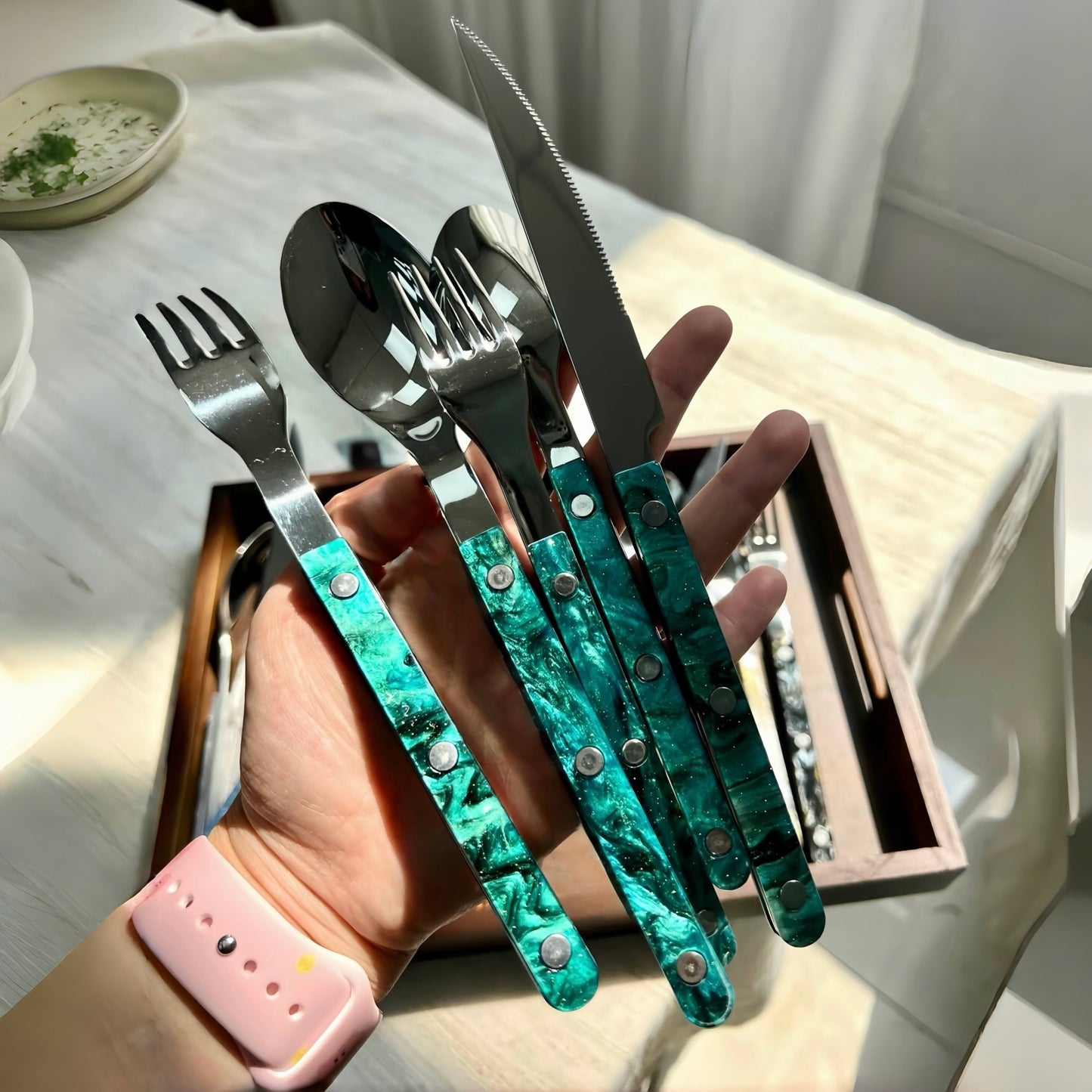 Set Of 10 Pcs Terra Flatware, Modern Elegant Cutlery Silverware