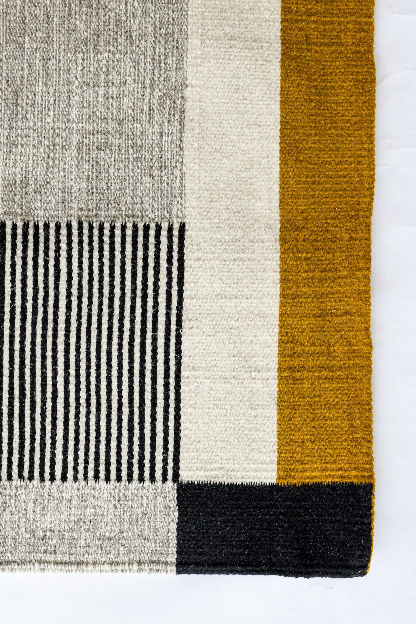 LOOM Imports Rug № 37