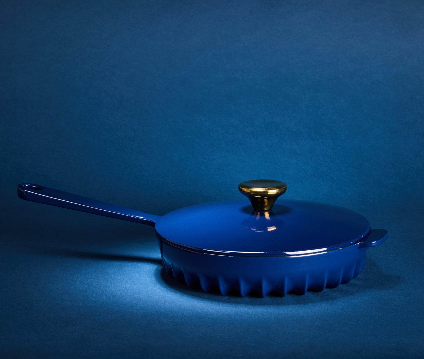 FIREUP Rapid Heat Enameled Cast Iron Oxford Blue Frying Pan with Lid, 10 In.