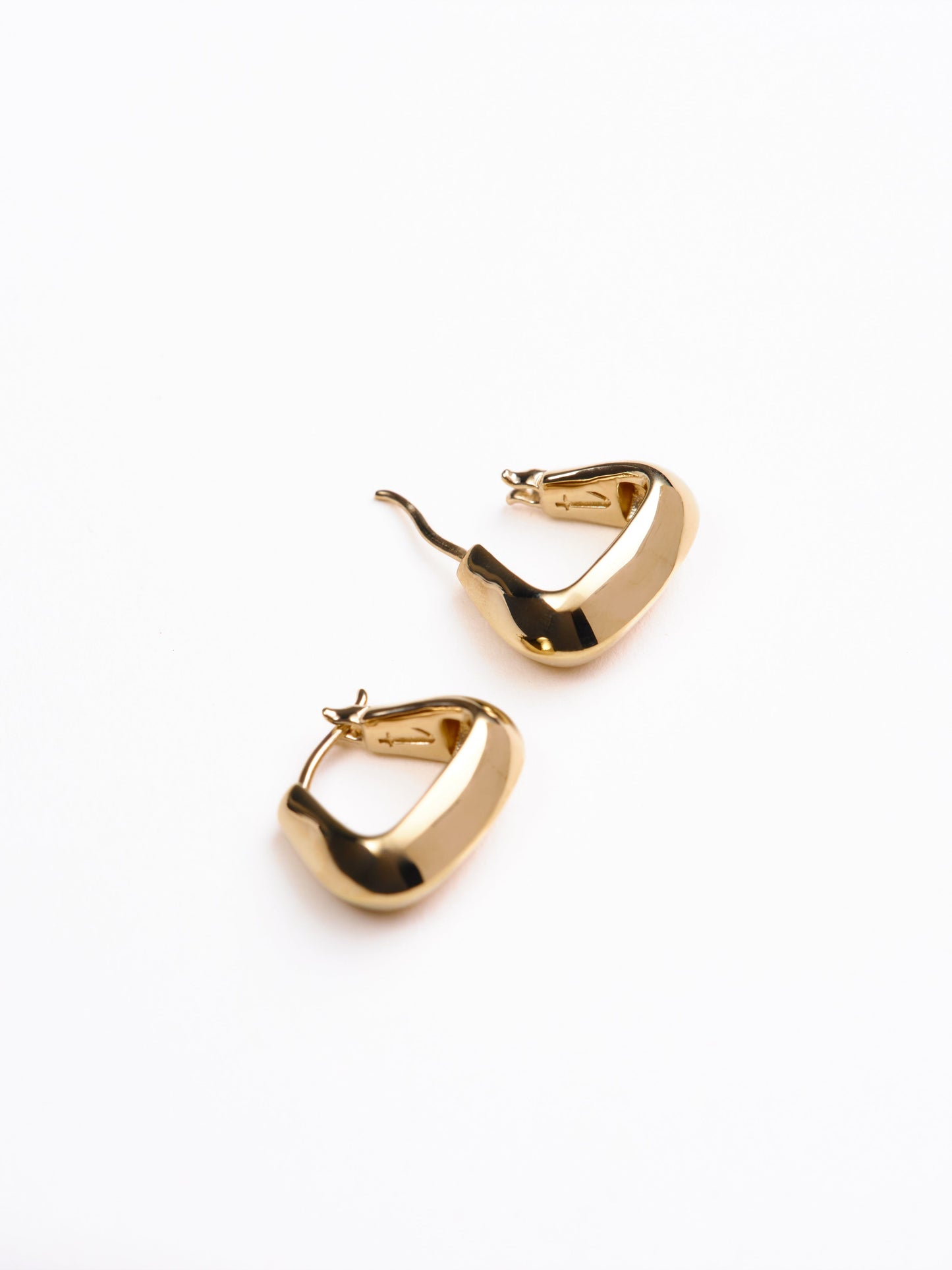 Lyle Small Triangle Hoops