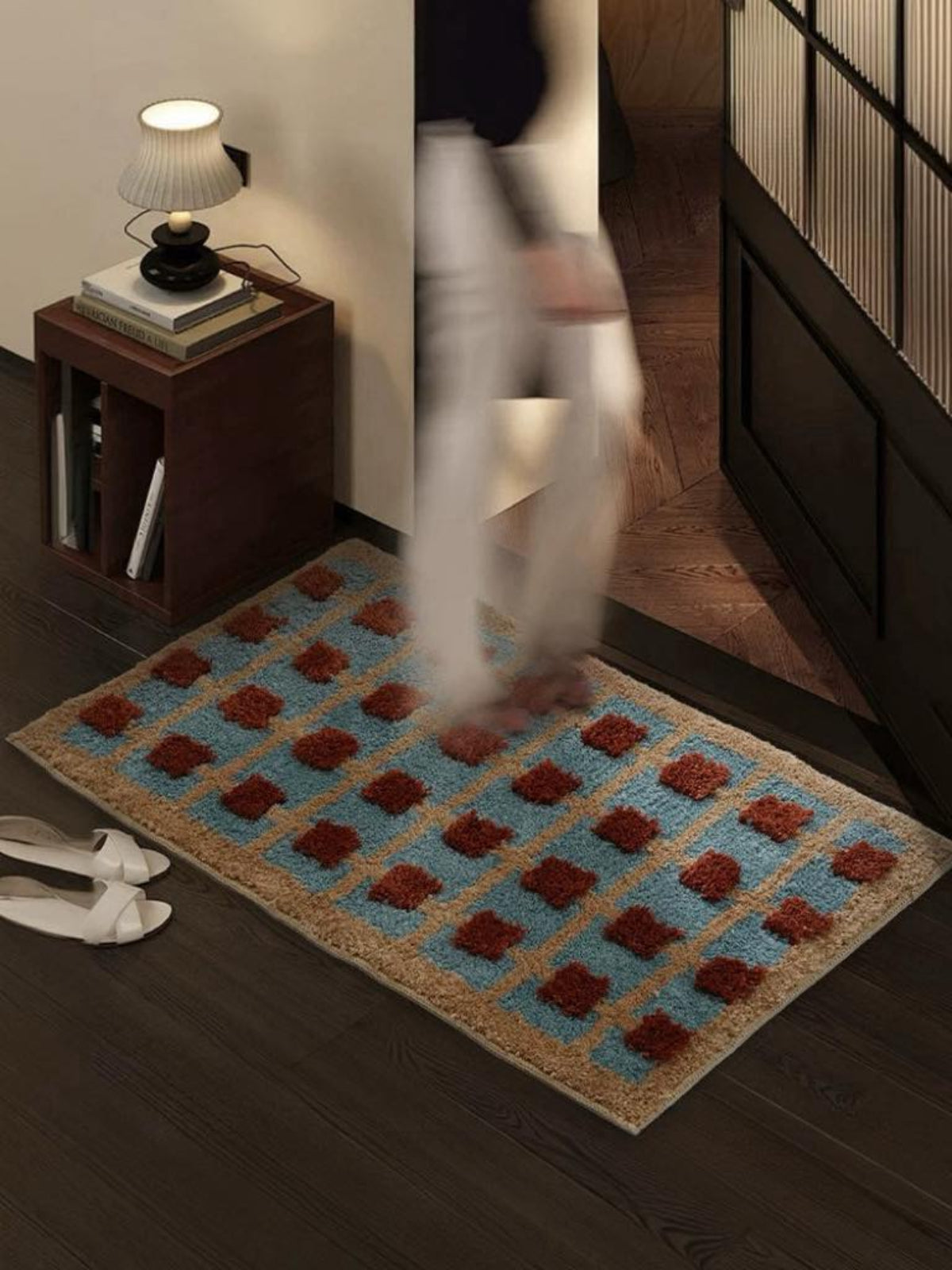 Ultra Soft Retro Whimsical Grid Bath Rug