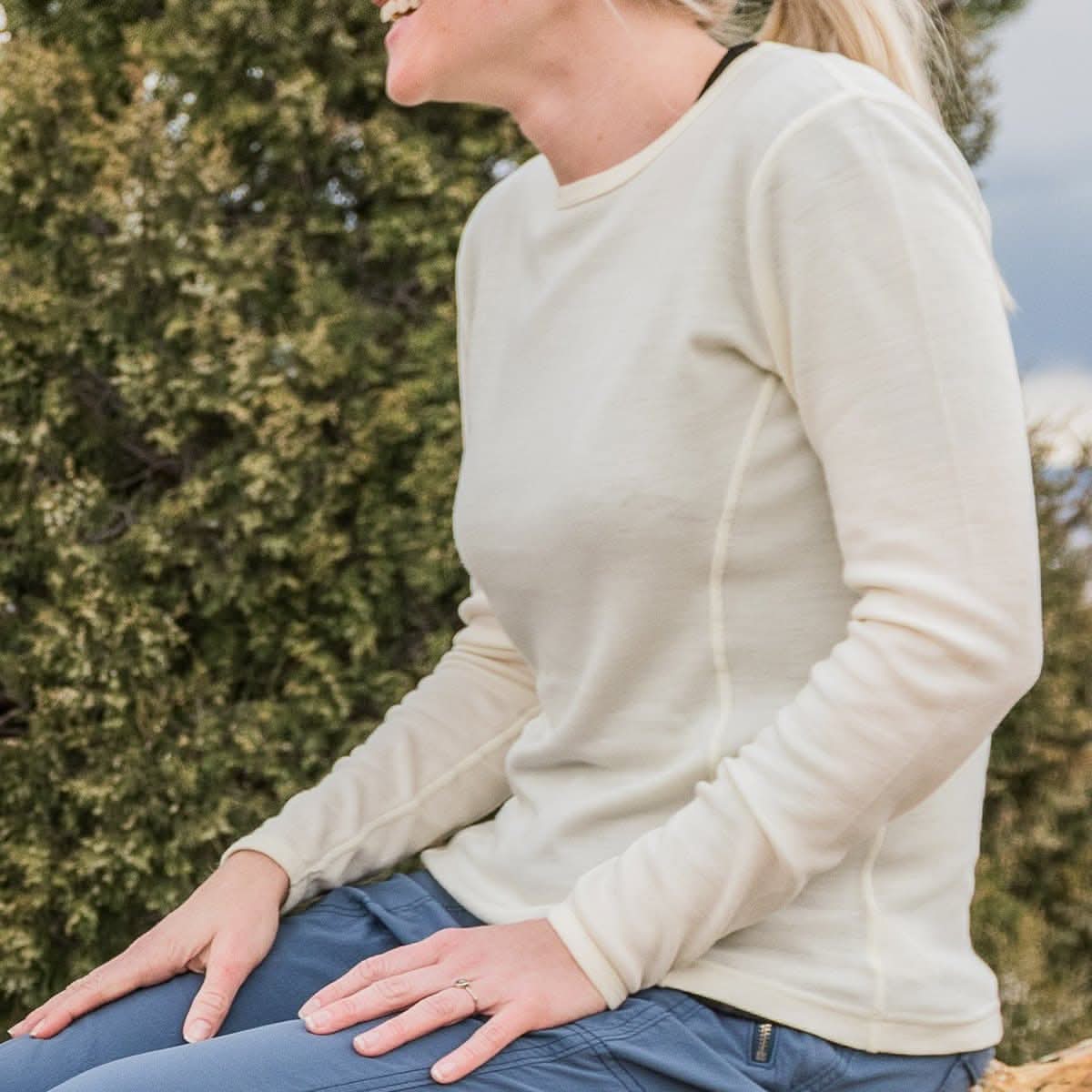 Midweight Women's Wool Crew Top -  100% Merino Wool - Osadia Concept Store