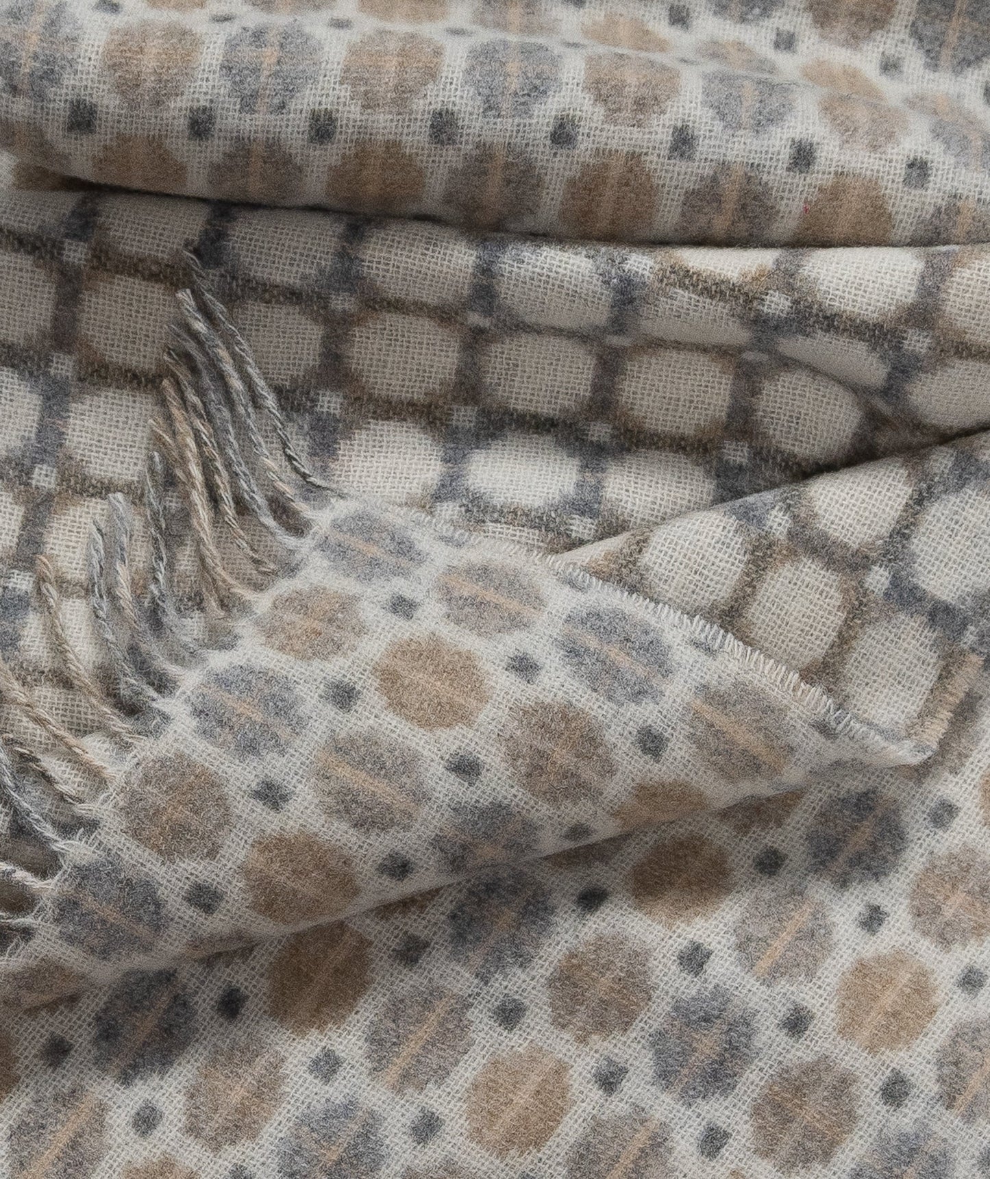 Southampton Home Merino Wool Medallion (Natural)