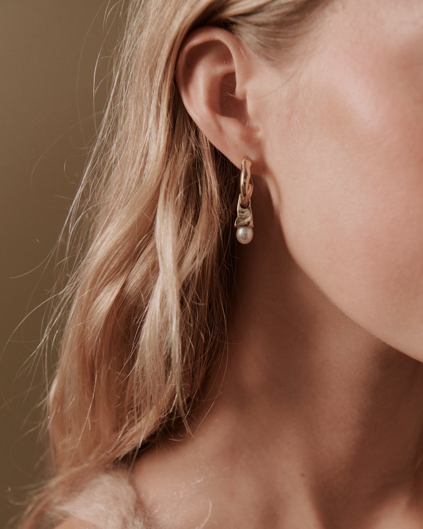 Danny Drop Pearl Earrings