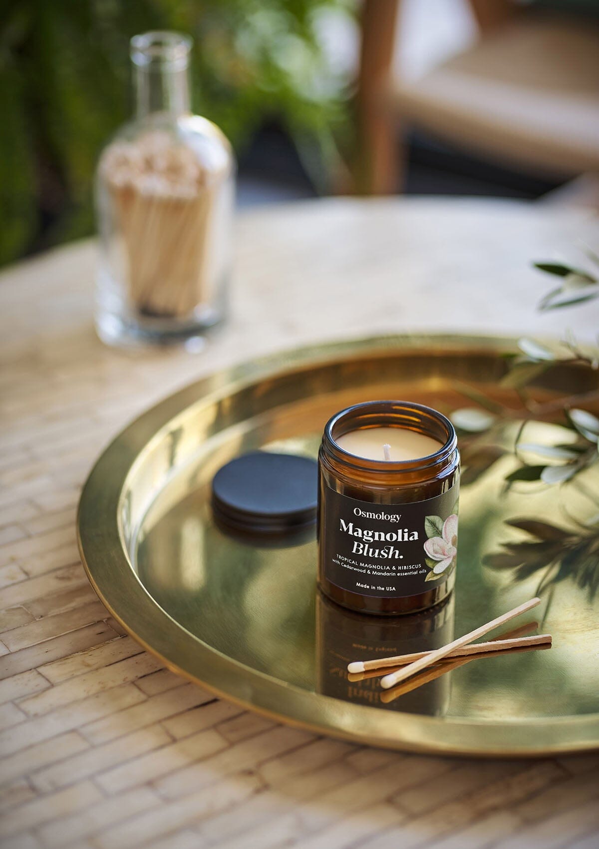 Magnolia Blush Scented Jar Candle - Magnolia, Hibiscus, Cedarwood and Mandarin