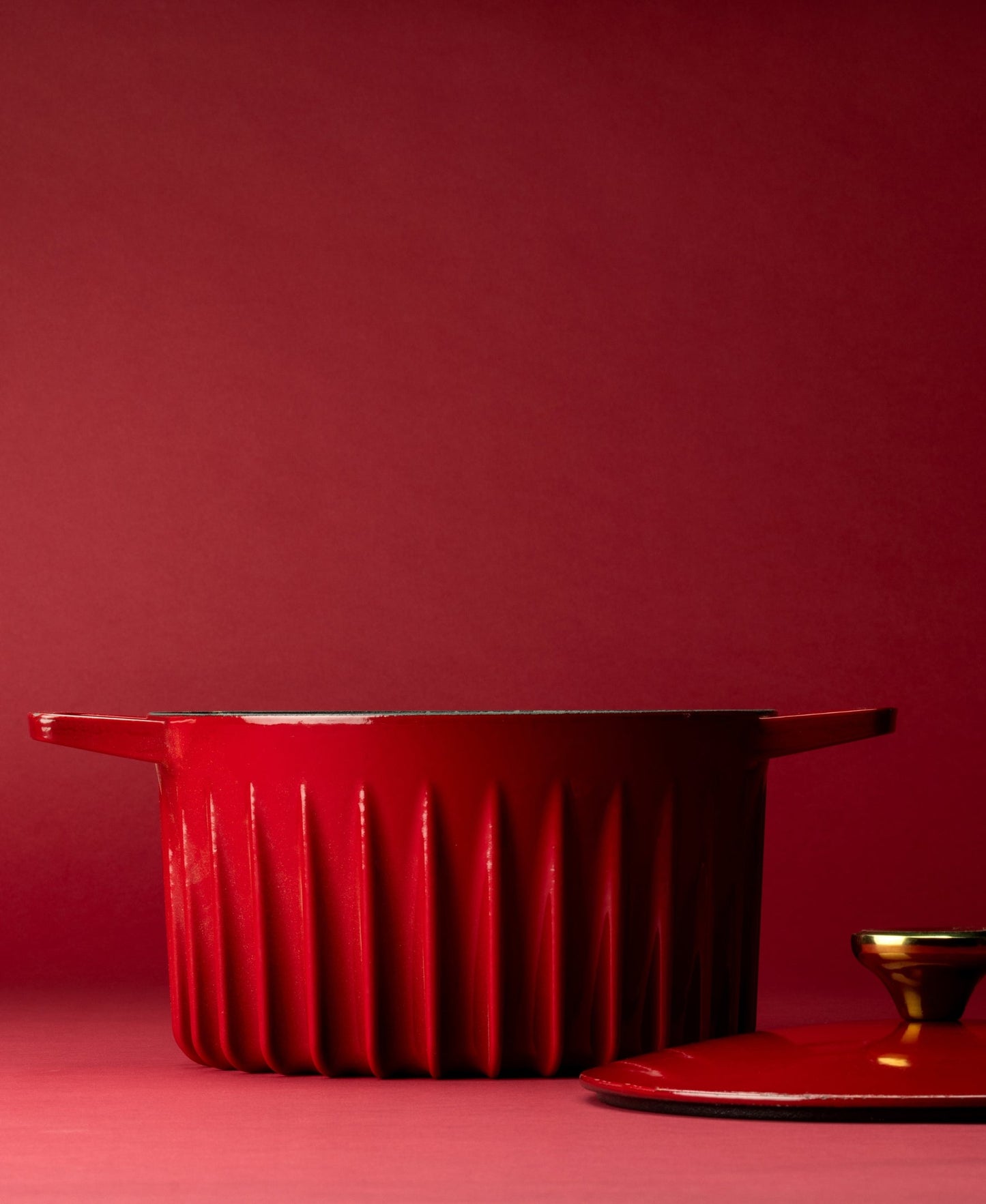 FIREUP Rapid Heat Enameled Cast Iron Rosso Red 5.5-Quart Dutch Oven