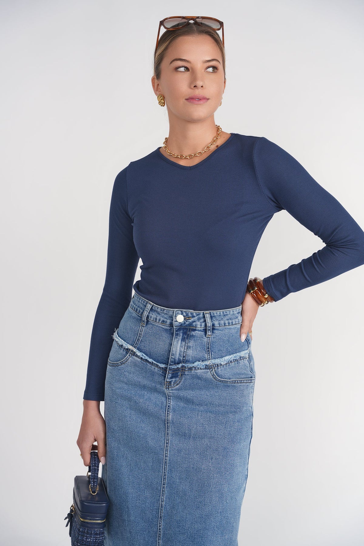 Long Sleeve Ribbed V Neck Tee- Faded Navy