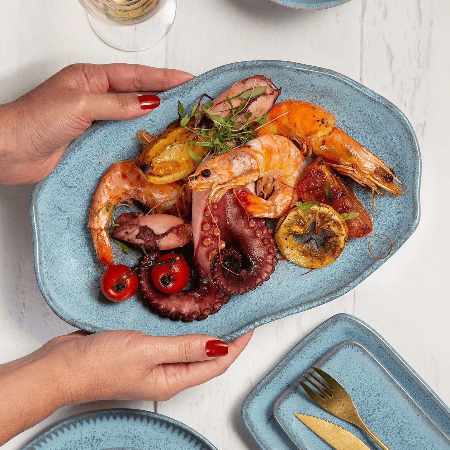 Shallow Bio Oval Platter Medium Set of 4